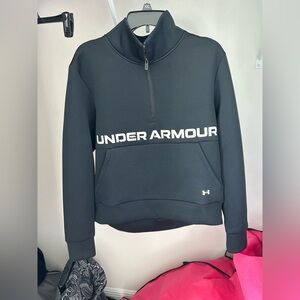 Under Armour Sweatshirt